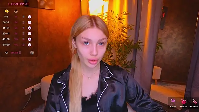 Ella Milla online show from 01-27-25, 05:47