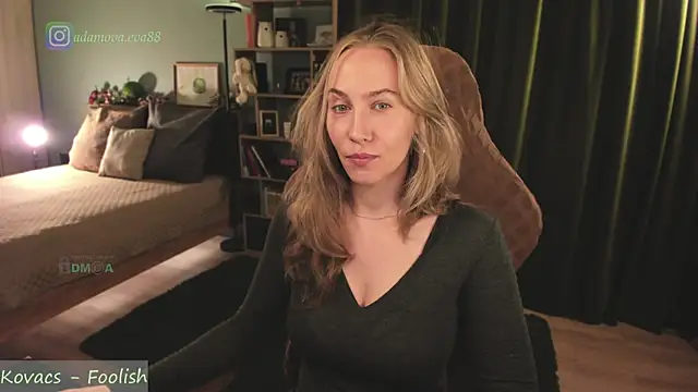 Snapshot of _Eva_Adama chatting on 05-10-26, 06:21 Eva Adama online show from 05-10-26, 06:21