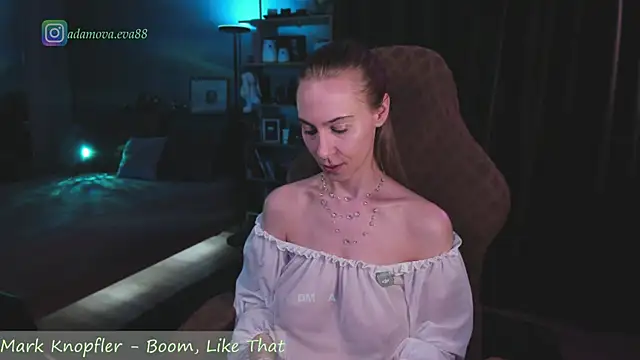 Snapshot of _Eva_Adama chatting on 06-14-26, 02:35 Eva Adama online show from 06-14-26, 02:35