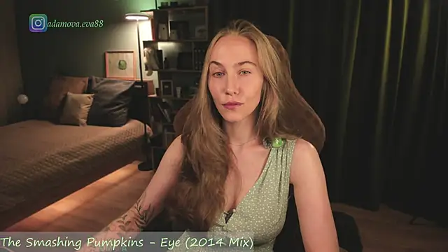 Snapshot of _Eva_Adama chatting on 06-09-26, 05:47 Eva Adama online show from 06-09-26, 05:47