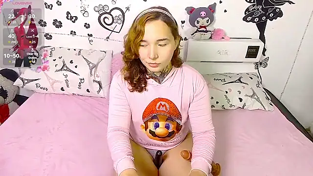 cutekat  online show from 02-18-26, 03:59