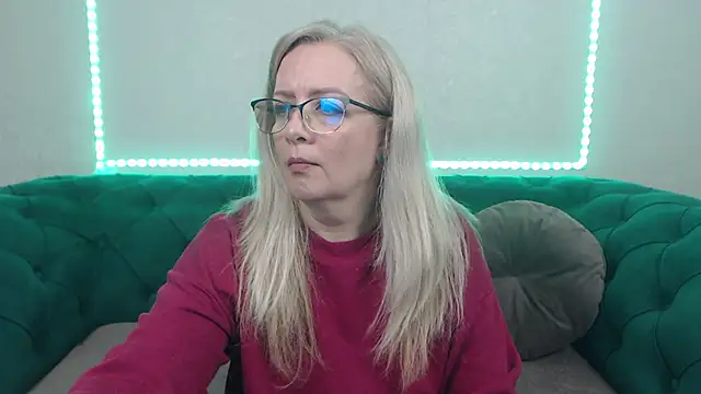 IvanaCharm online show from 04-03-26, 03:13