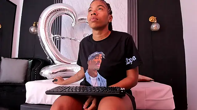 YummyDuooo online show from 04-11-26, 12:09