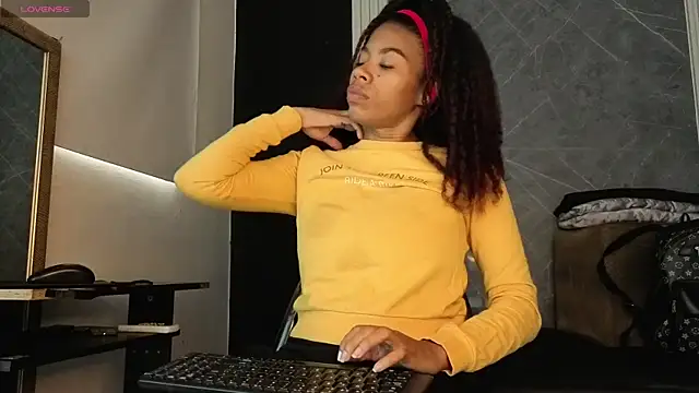 YummyDuooo online show from 10-23-25, 12:04