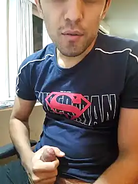 Snapshot of KingAsh_420 chatting on 01-14-25, 01:28 KingAsh 420 online show from 01-14-25, 01:28