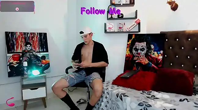 flowers18 online show from 03-10-25, 02:06