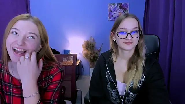 Snapshot of daisy_candy chatting on 01-29-25, 07:43 daisy candy online show from 01-29-25, 07:43