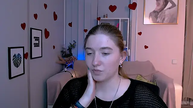 Snapshot of daisy_candy chatting on 03-03-25, 12:12 daisy candy online show from 03-03-25, 12:12