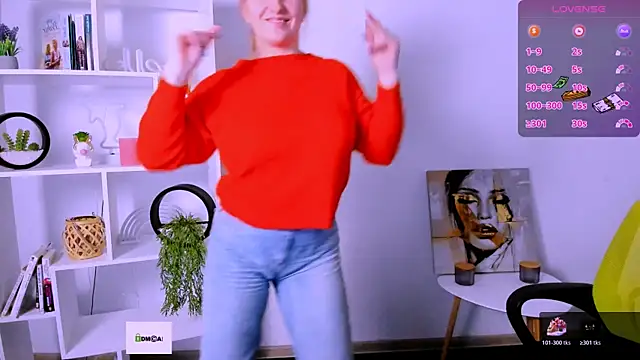 Snapshot of daisy_candy chatting on 11-17-25, 07:40 daisy candy online show from 11-17-25, 07:40