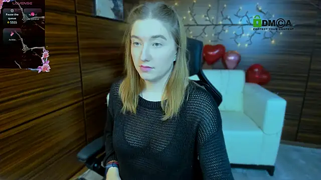 Snapshot of daisy_candy chatting on 02-25-25, 12:25 daisy candy online show from 02-25-25, 12:25