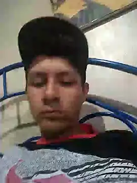Snapshot of geroAguilar chatting on 02-09-25, 05:22 geroAguilar online show from 02-09-25, 05:22