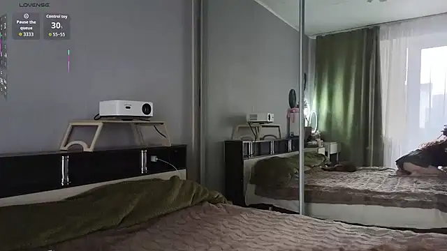 Curly Moon online show from 03-09-26, 09:02