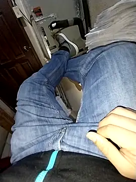 Whiper2024 online show from 03-20-26, 06:31