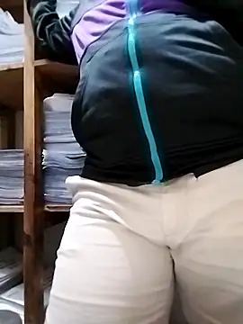 Whiper2024 online show from 02-13-26, 06:30