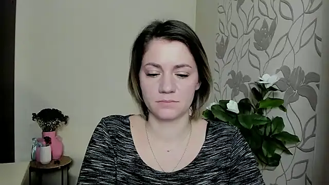 Snapshot of MariaSttone chatting on 02-23-25, 08:00 MariaSttone online show from 02-23-25, 08:00