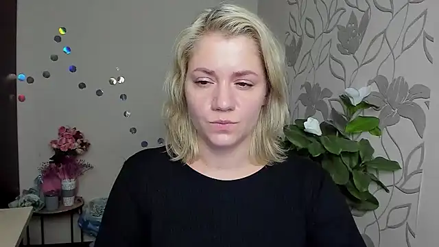 MariaSttone online show from 12-04-25, 05:34