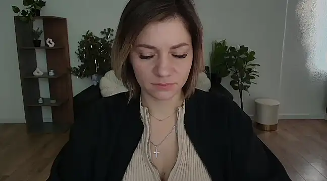 Snapshot of MariaSttone chatting on 02-11-25, 10:58 MariaSttone online show from 02-11-25, 10:58