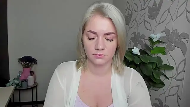 MariaSttone online show from 11-11-25, 12:44