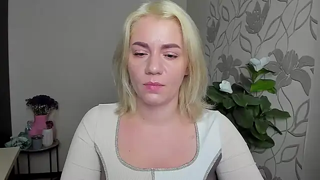 MariaSttone online show from 11-10-25, 09:36