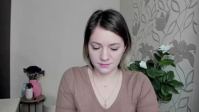 Snapshot of MariaSttone chatting on 02-26-25, 02:05 MariaSttone online show from 02-26-25, 02:05