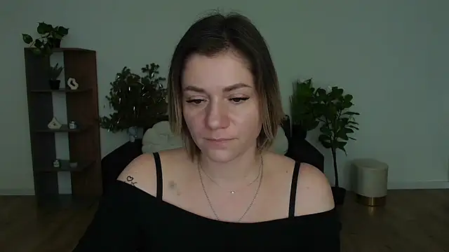 Snapshot of MariaSttone chatting on 02-03-25, 03:27 MariaSttone online show from 02-03-25, 03:27