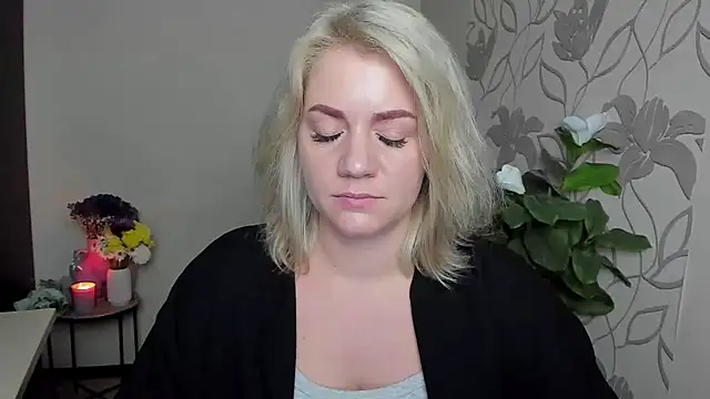 MariaSttone online show from 11-19-25, 07:14