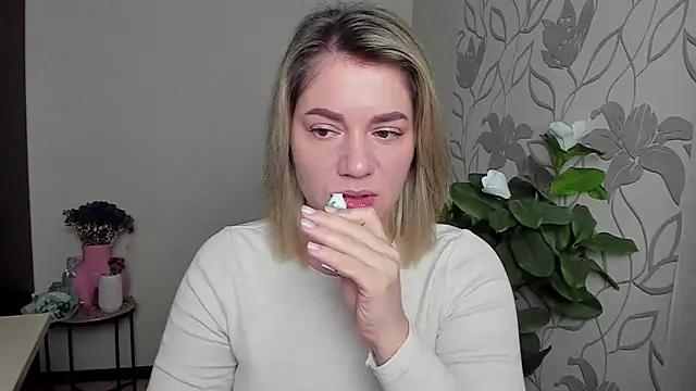 MariaSttone online show from 10-24-25, 11:09