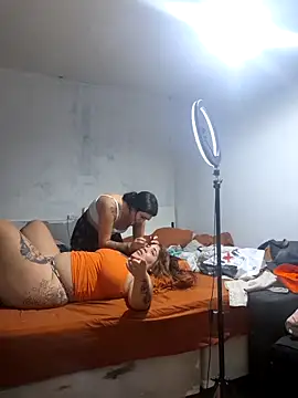 Naturalmenteyoo online show from 03-04-26, 01:13