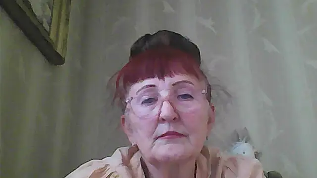 Snapshot of TanyaSweet634 chatting on 06-10-26, 05:30 TanyaSweet634 online show from 06-10-26, 05:30