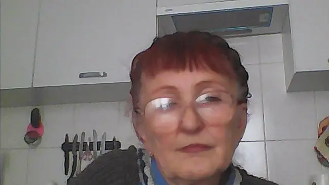Snapshot of TanyaSweet634 chatting on 10-17-25, 09:23 TanyaSweet634 online show from 10-17-25, 09:23