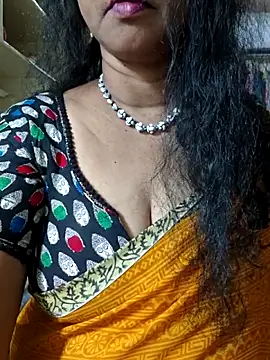 Snapshot of Bangarupapa chatting on 03-18-26, 05:25 Bangarupapa online show from 03-18-26, 05:25