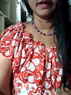 Snapshot of Bangarupapa chatting on 03-08-26, 04:16 Bangarupapa online show from 03-08-26, 04:16