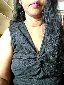Snapshot of Bangarupapa chatting on 04-03-26, 05:47 Bangarupapa online show from 04-03-26, 05:47