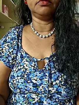 Snapshot of Bangarupapa chatting on 05-17-26, 11:16 Bangarupapa online show from 05-17-26, 11:16