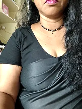 Snapshot of Bangarupapa chatting on 05-21-26, 07:28 Bangarupapa online show from 05-21-26, 07:28