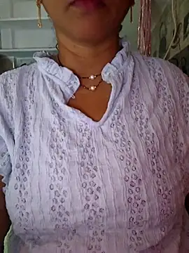 Snapshot of Bangarupapa chatting on 07-09-26, 04:57 Bangarupapa online show from 07-09-26, 04:57
