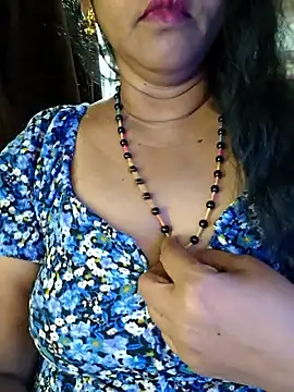 Snapshot of Bangarupapa chatting on 06-15-26, 05:29 Bangarupapa online show from 06-15-26, 05:29