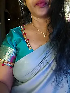 Snapshot of Bangarupapa chatting on 07-11-26, 04:57 Bangarupapa online show from 07-11-26, 04:57