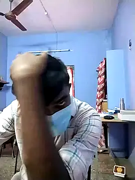 Snapshot of Tamilandteluguboy14 chatting on 09-22-25, 10:54 Tamilandteluguboy14 online show from 09-22-25, 10:54