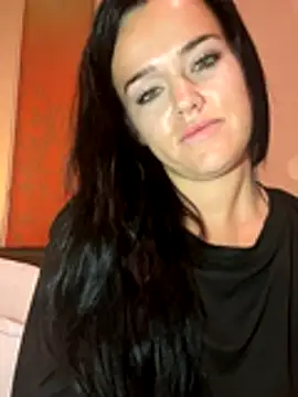 English-Chloe96 online show from 11-21-25, 05:23