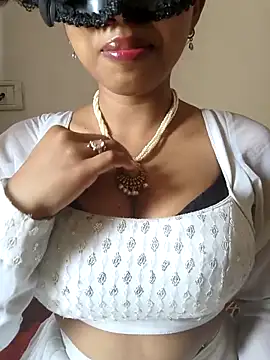 Snapshot of sandy_naughty chatting on 02-27-25, 08:46 sandy naughty online show from 02-27-25, 08:46