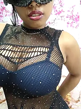 Snapshot of sandy_naughty chatting on 04-26-26, 04:48 sandy naughty online show from 04-26-26, 04:48