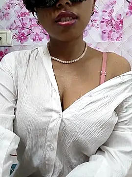 Snapshot of sandy_naughty chatting on 04-19-26, 06:54 sandy naughty online show from 04-19-26, 06:54