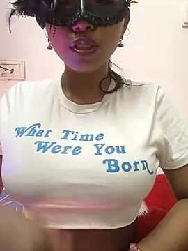 Snapshot of sandy_naughty chatting on 10-18-25, 04:53 sandy naughty online show from 10-18-25, 04:53