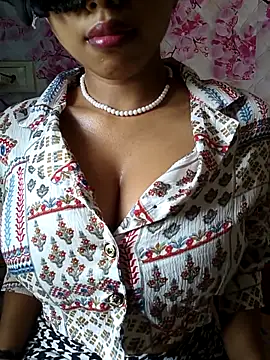 Snapshot of sandy_naughty chatting on 04-29-26, 08:51 sandy naughty online show from 04-29-26, 08:51