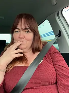 Snapshot of curvy-milf-abbie chatting on 12-17-25, 11:26 curvy-milf-abbie online show from 12-17-25, 11:26