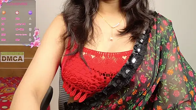 Snapshot of Punjabi_Queen1 chatting on 10-06-25, 03:57 Punjabi Queen1 online show from 10-06-25, 03:57