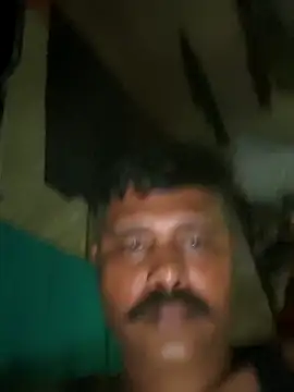 Snapshot of Vinay-kumar89 chatting on 02-19-26, 04:37 Vinay-kumar89 online show from 02-19-26, 04:37