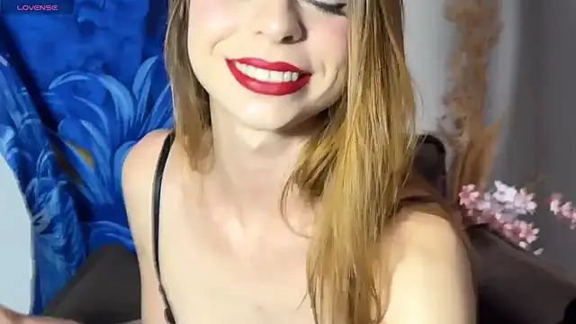 RuivaRaposinha online show from 12-18-25, 08:34