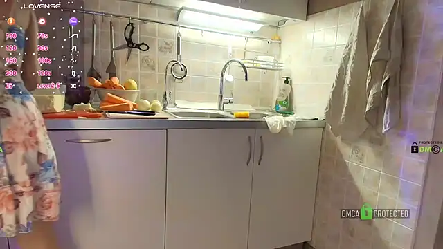 MilfeaN online show from 01-05-26, 05:27